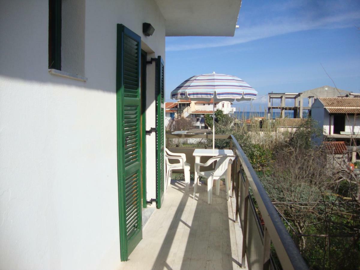 Alex Apartments Roda (Corfu) Exterior foto